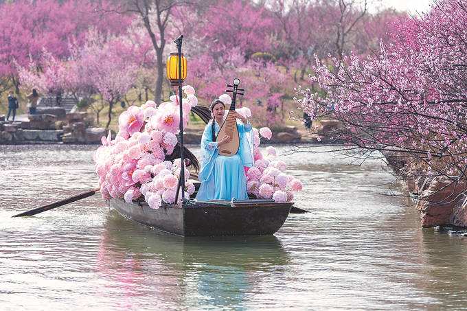 引流 新春消费爆火CQ9电子民俗活动(图1)